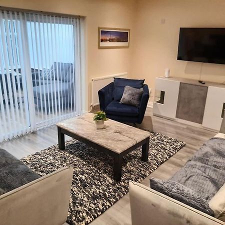 Luxury 5-Bed House Near Nec & Bhx Apartment โซลิฮัล ภายนอก รูปภาพ